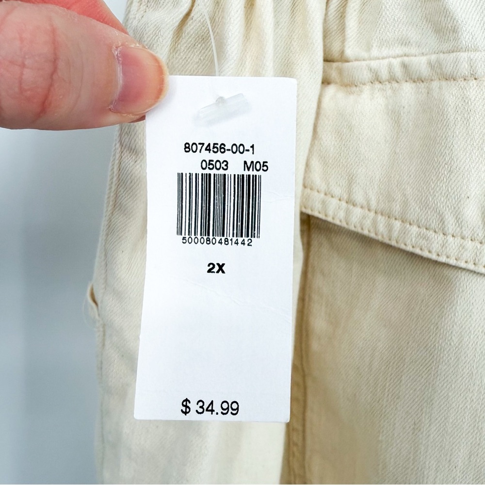 NWT Old Navy High-Waisted Belted Workwear Twill Shorts in Natural Combo 2X - Picture 7 of 12